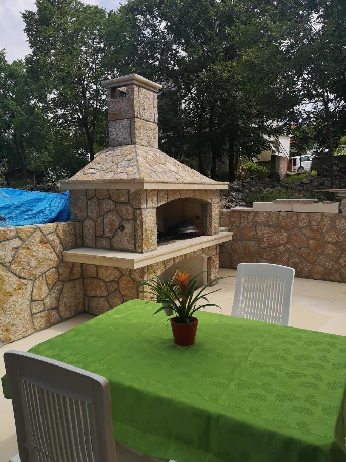 Apartmani Manda Omišalj Exterior foto